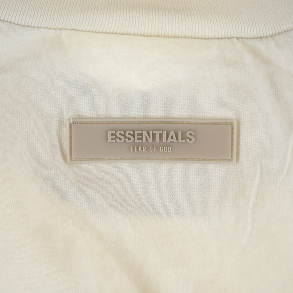 FEAR OF GOD ESSENTIALS(フィアオブゴッド エッセンシャルズ) L/S T-SHIRT フロントラバーロゴ 長袖Tシャツ ロンT ベージュ