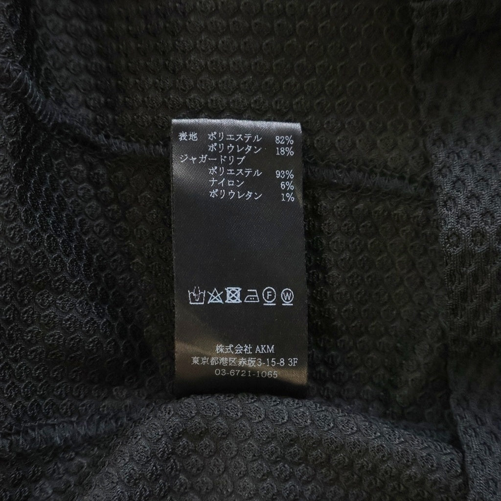 1 PIU 1 UGUALE 3 RELAX(ウノピゥウノウグァーレトレ) 113 SPORT TECHNICAL MESH BLACK LOOSE FIT CREW メッシュ長袖Tシャツ ロンT ブラック TM716-TM06-99