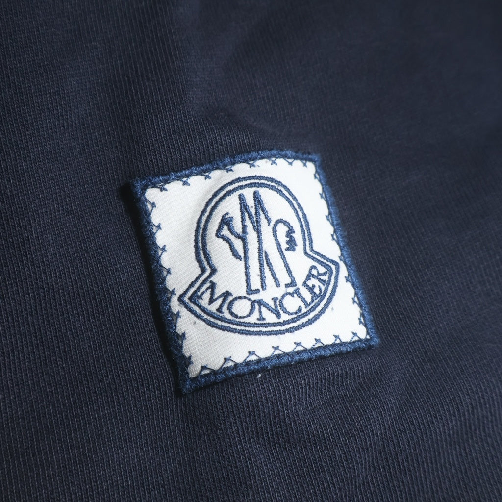 MONCLER GAMME BLEU(モンクレール・ガム・ブルー) PANTALONE ロゴワッペン スウェットパンツ ネイビー B23918703150