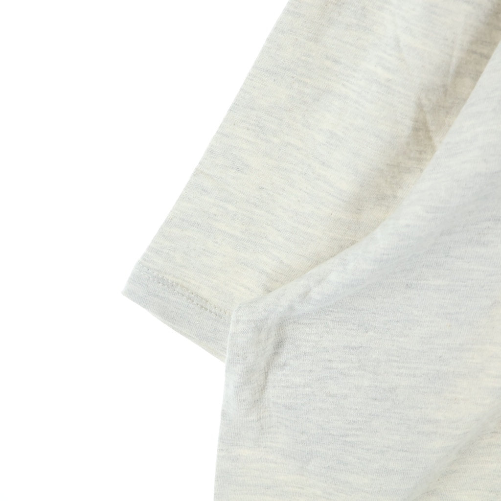 FEAR OF GOD ESSENTIALS(フィアオブゴッド エッセンシャルズ) S/S T-SHIRT バックラバーロゴ 半袖Tシャツ グレージュ