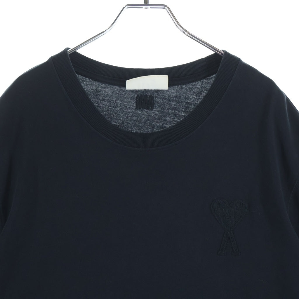 AMI Alexandre Mattiussi(アミアレクサンドルマテュッシ) T-Shirt ハートロゴ刺繍 半袖Tシャツ ブラック A21HJ128.726