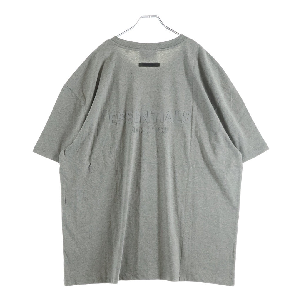 FEAR OF GOD ESSENTIALS(フィアオブゴッド エッセンシャルズ) S/S T-SHIRT ラバーロゴ 半袖Tシャツ グレー