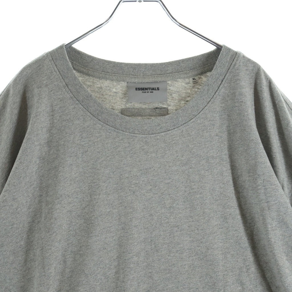 FEAR OF GOD ESSENTIALS(フィアオブゴッド エッセンシャルズ) S/S T-SHIRT ラバーロゴ 半袖Tシャツ グレー