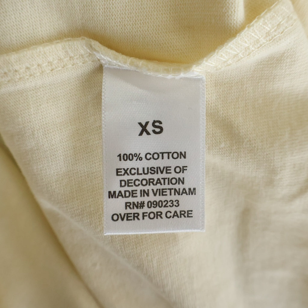 FEAR OF GOD ESSENTIALS(フィアオブゴッド エッセンシャルズ) S/S T-SHIRT ラバーロゴ 半袖Tシャツ アイボリー