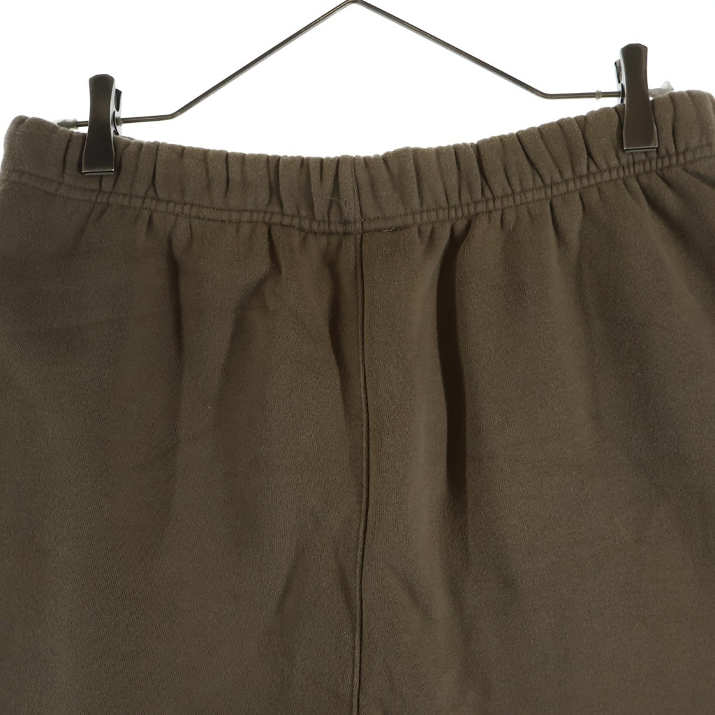 FEAR OF GOD ESSENTIALS(フィアオブゴッド エッセンシャルズ) SHORT PANTS リフレクターロゴ スウェットハーフパンツ ショーツ ベージュ