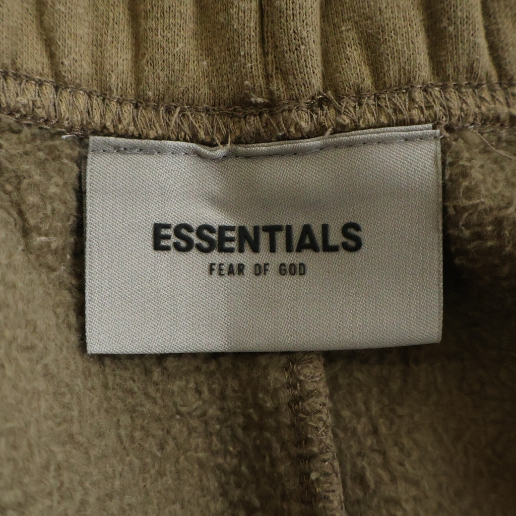 FEAR OF GOD ESSENTIALS(フィアオブゴッド エッセンシャルズ) SHORT PANTS リフレクターロゴ スウェットハーフパンツ ショーツ ベージュ