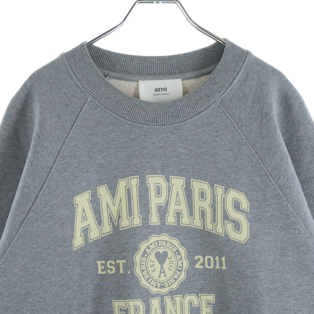 AMI Alexandre Mattiussi(アミアレクサンドルマテュッシ) Sweatshirt カレッジロゴ クルーネックスウェットトレーナー グレー USW010.747 USW010.747