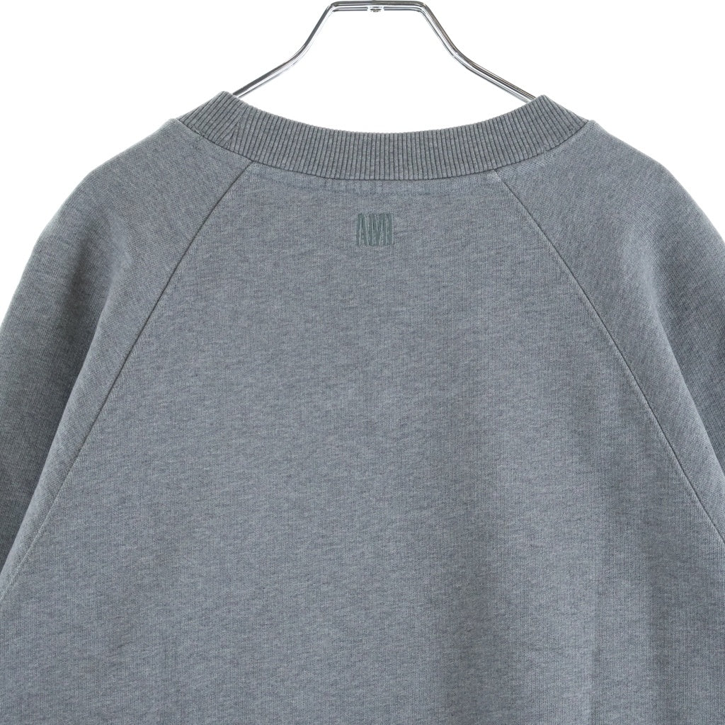 AMI Alexandre Mattiussi(アミアレクサンドルマテュッシ) Sweatshirt カレッジロゴ クルーネックスウェットトレーナー グレー USW010.747 USW010.747