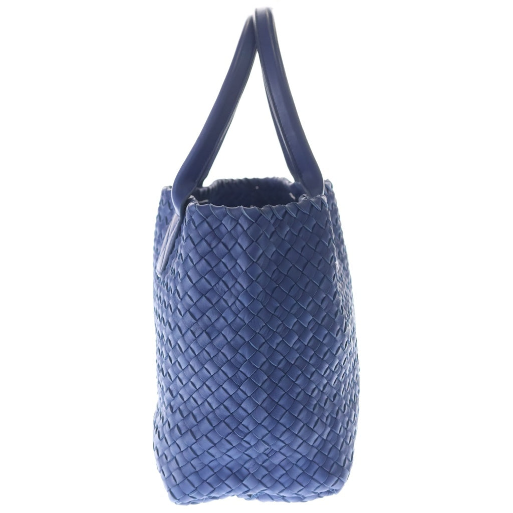 BOTTEGA VENETA(ボッテガヴェネタ) Cabat PM カバ マキシイントレチャート ポーチ付き レザーハンドバッグ ブルー 141498
