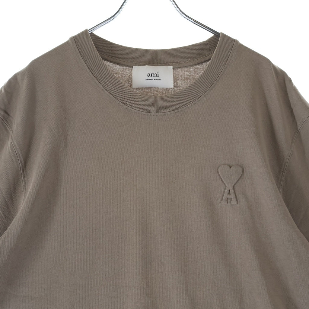 AMI Alexandre Mattiussi(アミアレクサンドルマテュッシ) T-Shirt ハートロゴ刺繍 半袖Tシャツ ベージュ UTS025.726