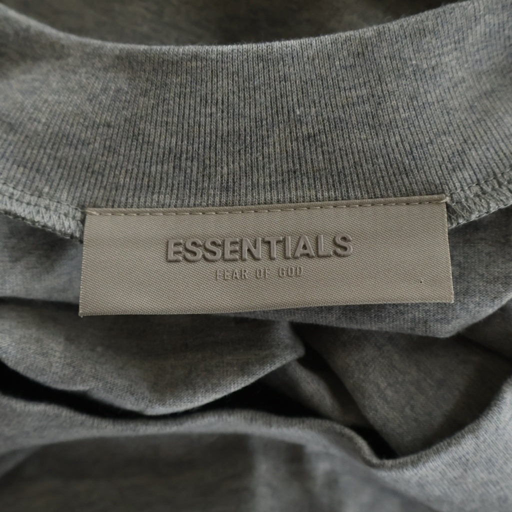 FEAR OF GOD ESSENTIALS(フィアオブゴッド エッセンシャルズ) S/S T-SHIRT フェルトロゴ 半袖Tシャツ グレー