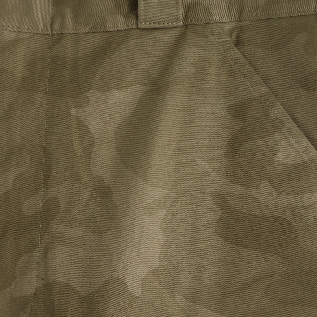 PRADA(プラダ) Cargo Shorts トライアングルロゴ カモフラージュ 迷彩ハーフパンツ ベージュ SPH289