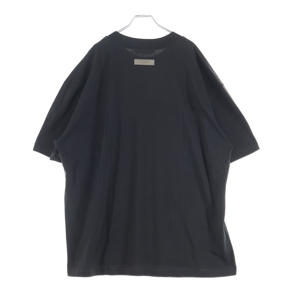 FEAR OF GOD ESSENTIALS(フィアオブゴッド エッセンシャルズ) S/S T-SHIRT 1977 フェルトロゴ 半袖Tシャツ グレー