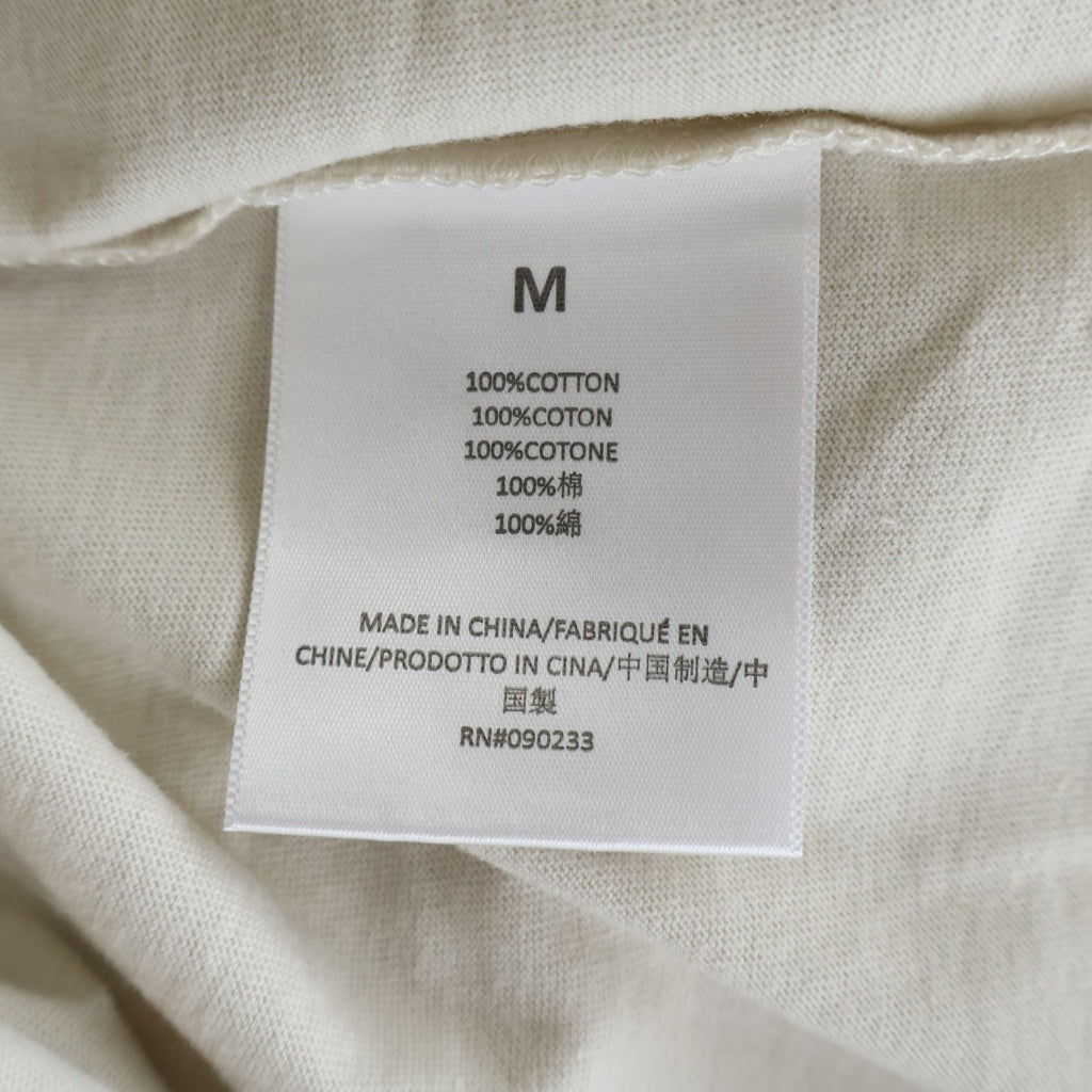 FEAR OF GOD ESSENTIALS(フィアオブゴッド エッセンシャルズ) S/S T-SHIRT ラバーロゴ 半袖Tシャツ アイボリー