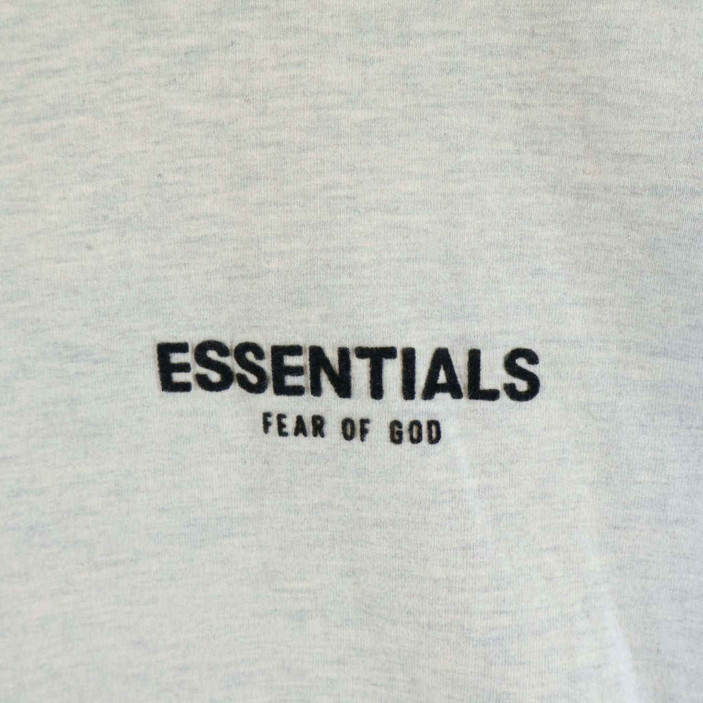 FEAR OF GOD ESSENTIALS(フィアオブゴッド エッセンシャルズ) L/S T-SHIRT フェルトロゴ 長袖Tシャツ ロンT グレー
