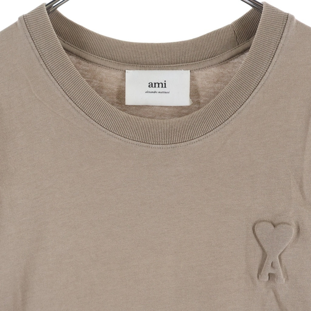 AMI Alexandre Mattiussi(アミアレクサンドルマテュッシ) T-Shirt ハートエンボスロゴ 半袖Tシャツ ベージュ UTS025.726