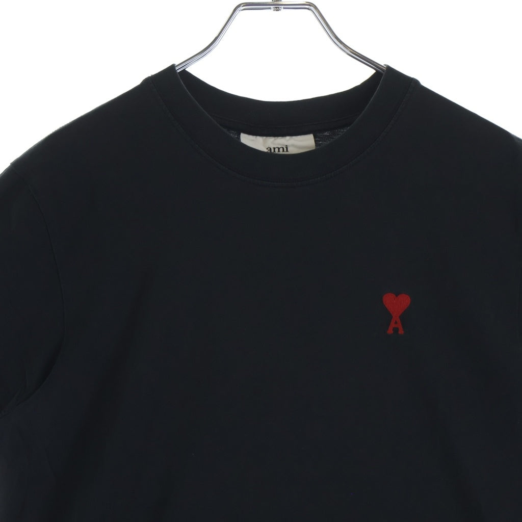 AMI Alexandre Mattiussi(アミアレクサンドルマテュッシ) T-Shirt ハートロゴ刺繍 半袖Tシャツ ブラック BFHJ108.723