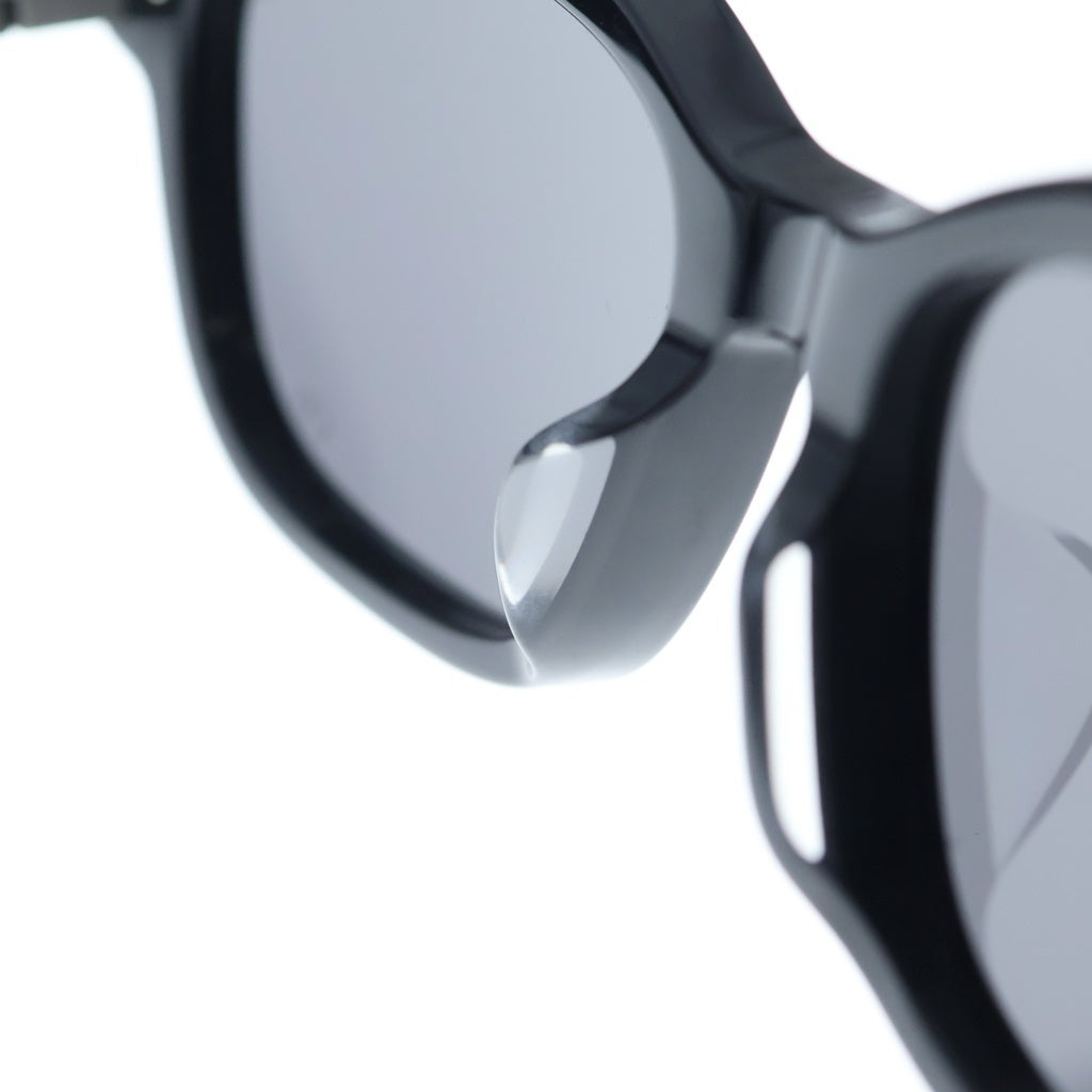 Christian Dior(クリスチャンディオール) サイドロゴ スクエアフレーム サングラス アイウェア 眼鏡 ブラック CD Icon S1F