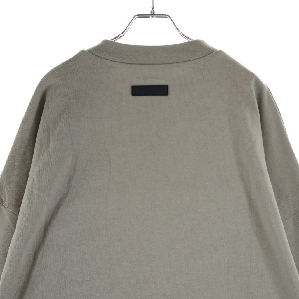 FEAR OF GOD ESSENTIALS(フィアオブゴッド エッセンシャルズ) HEAVY L/S T-SHIRT ヘビーオンス ラバーロゴ 長袖Tシャツ ロンT ベージュ