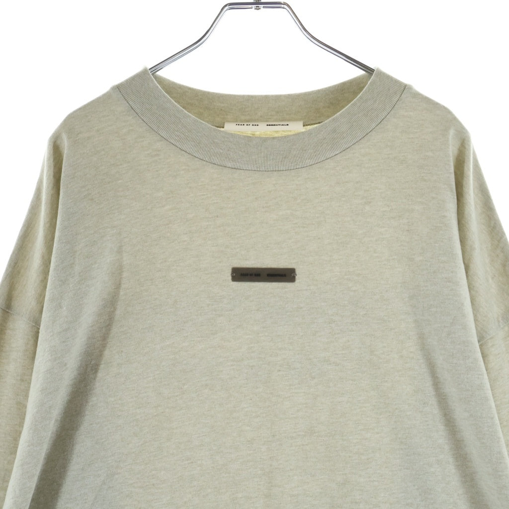 FEAR OF GOD ESSENTIALS(フィアオブゴッド エッセンシャルズ) L/S T-SHIRT ラバーロゴ 長袖Tシャツ ロンT グレージュ