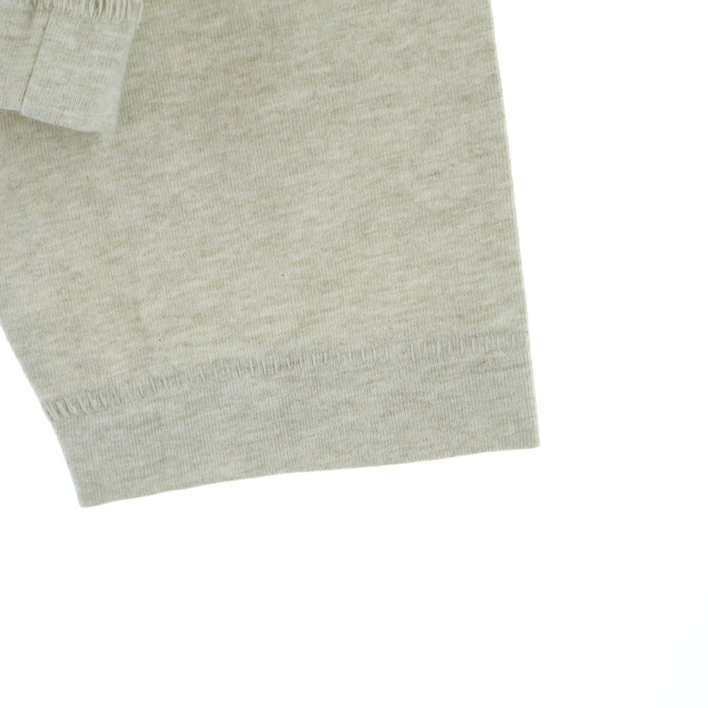 FEAR OF GOD ESSENTIALS(フィアオブゴッド エッセンシャルズ) L/S T-SHIRT ラバーロゴ 長袖Tシャツ ロンT グレージュ
