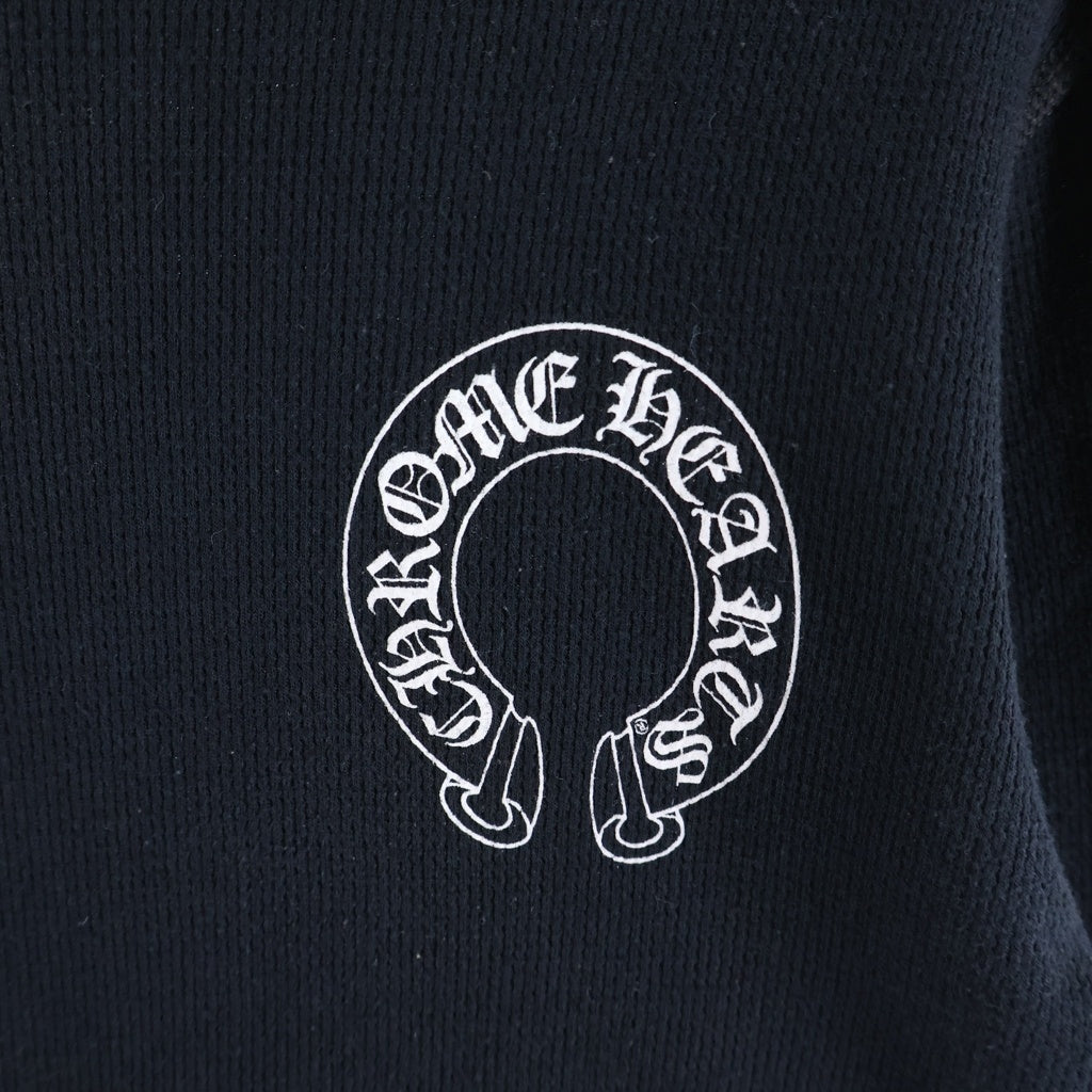 CHROME HEARTS(クロムハーツ) スクロールラベル CHプラス アームクロスプリント 長袖Tシャツ ロングスリーブ ブラック