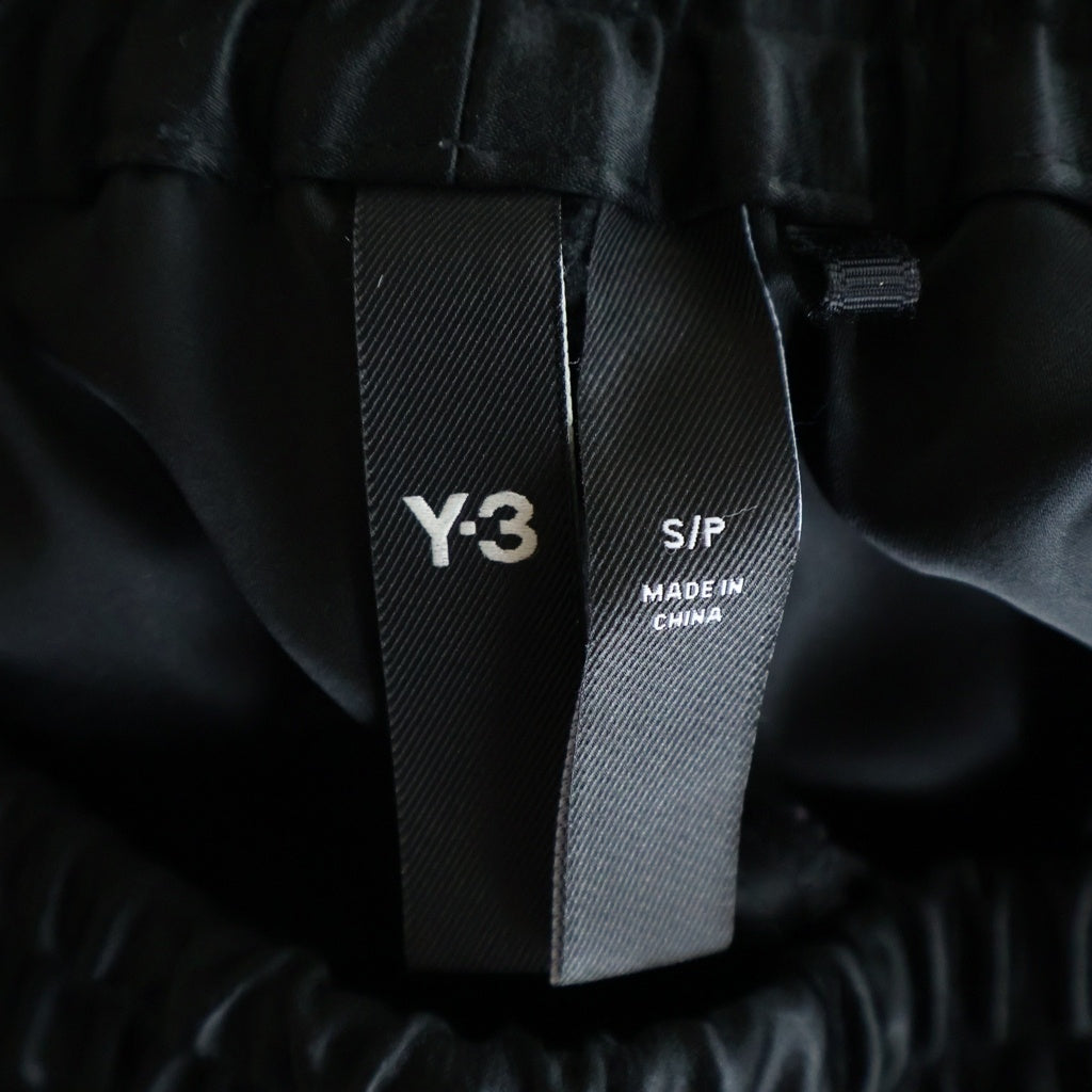 Y-3(ワイスリー) 3S TCH SLK IQ1797 ストライプス カフパンツ ブラック