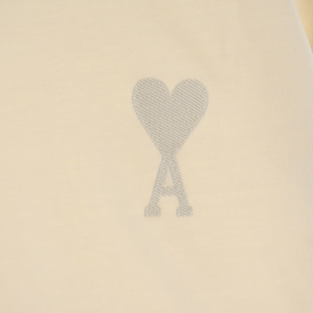 AMI Alexandre Mattiussi(アミアレクサンドルマテュッシ) T-Shirt ハートロゴ刺繍 半袖Tシャツ ベージュ UTS002.726
