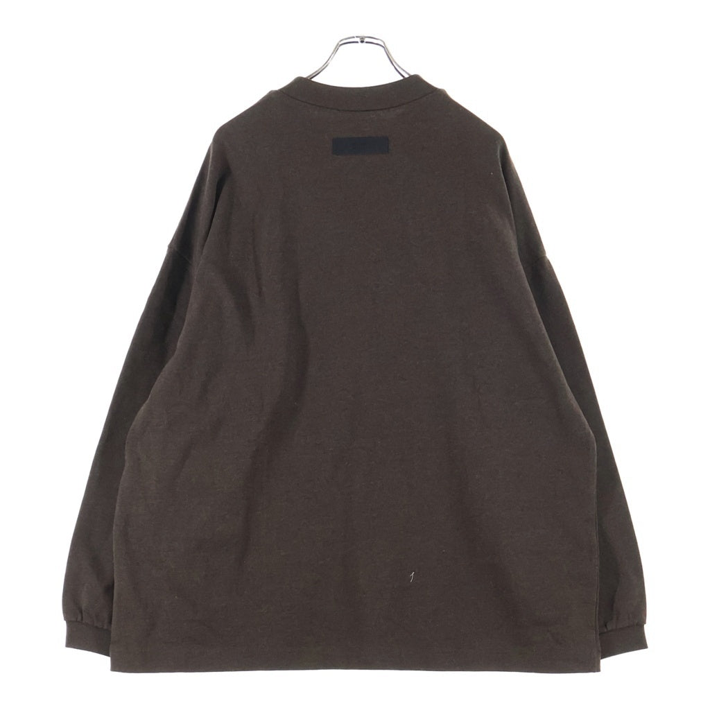 FEAR OF GOD ESSENTIALS(フィアオブゴッド エッセンシャルズ) HEAVY T-SHIRT ヘビーオンス ラバーロゴ 長袖Tシャツ ブラウン
