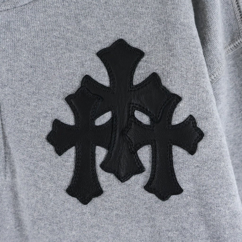 CHROME HEARTS(クロムハーツ) GYN U PAPER JAM 1/2 ZP PLVR クロスパッチハーフジップスウェット グレー