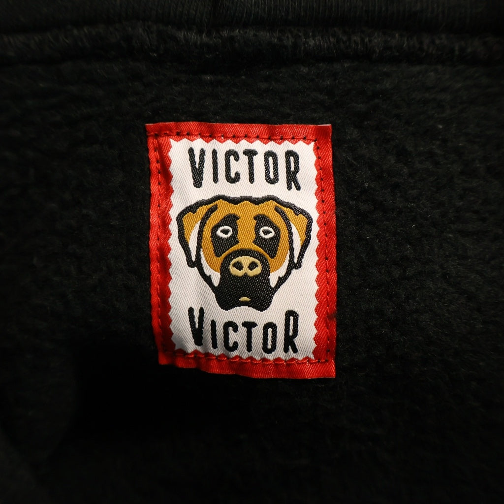 HUMAN MADE(ヒューマンメイド) 23AW ×VICTOR VICTOR WORLDWIDE ヴィクターヴィクターワールドワイド フロントプリント プルオーバーパーカー ブラック