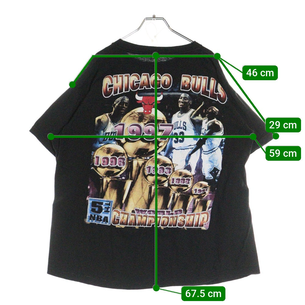 VINTAGE(ヴィンテージ) 90s CHCAGO BULLS 5TH NBA CHAMPIONSHIP シカゴブルズ 両面プリント 半袖Tシャツ ブラック