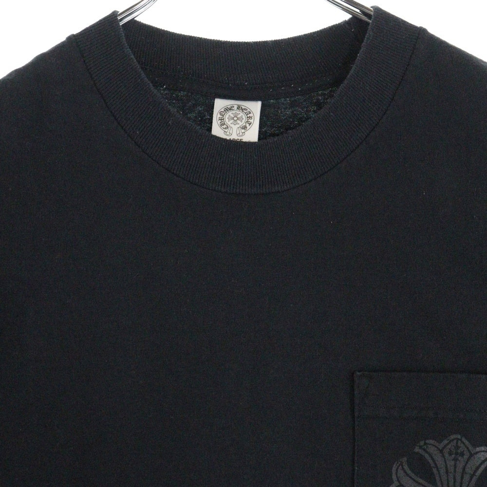 CHROME HEARTS(クロムハーツ) バックホースシュー CHプラス スクロールラベルプリントポケット 半袖Tシャツ カットソー ブラック
