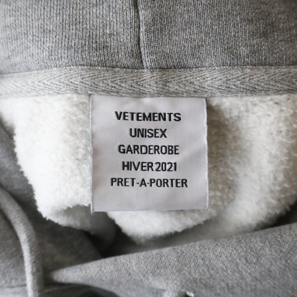 VETEMENTS(ヴェトモン) 21AW Pullover Logo Hoodei UAH21TR535 プルオーバー ロゴ フーディー グレー