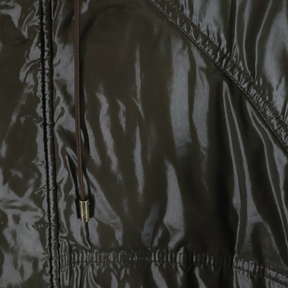 GUCCI(グッチ) Down Jacket 襟シェリーライン ダウンジャケット カーキ 200611 Z4063Down Jacket 襟シェリーライン ダウンジャケット カーキ 200611 Z4063