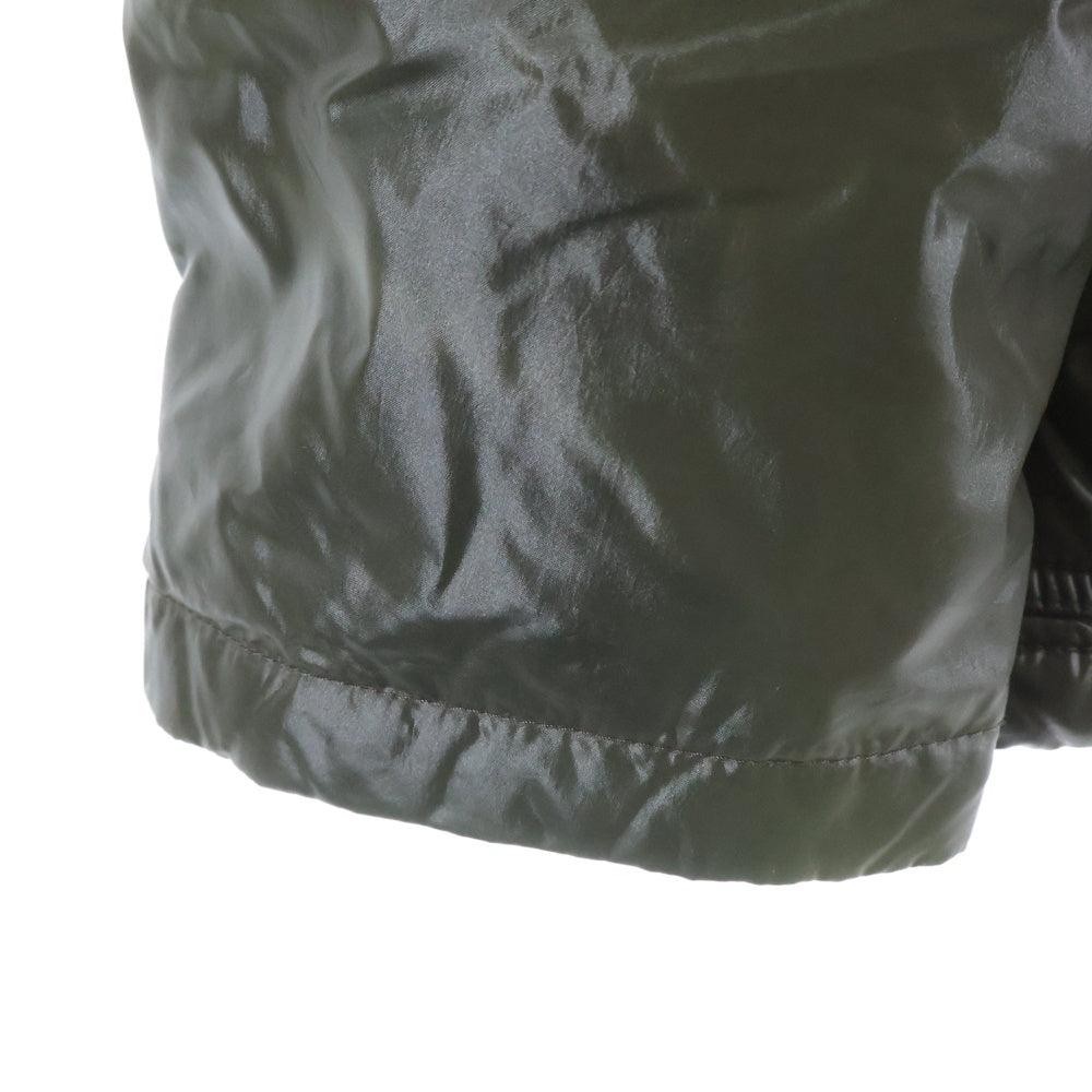 GUCCI(グッチ) Down Jacket 襟シェリーライン ダウンジャケット カーキ 200611 Z4063Down Jacket 襟シェリーライン ダウンジャケット カーキ 200611 Z4063
