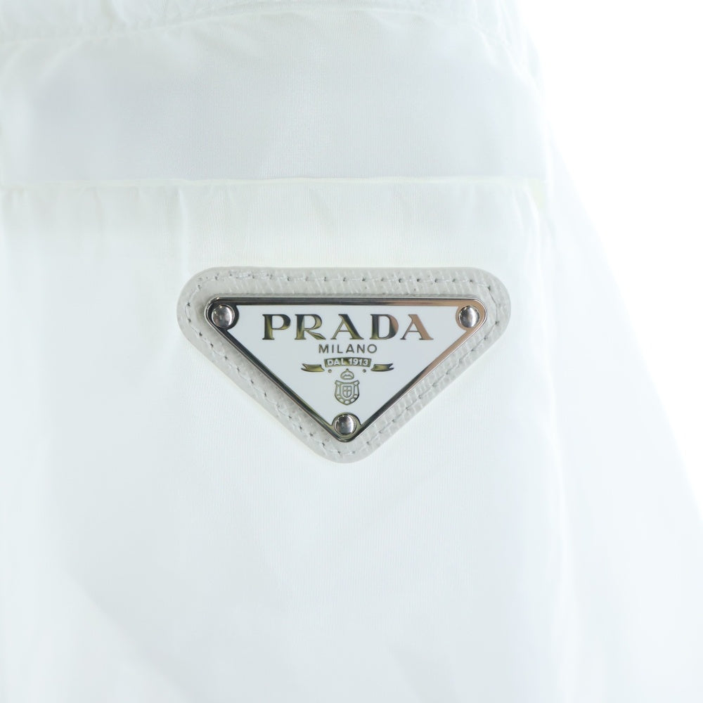 PRADA(プラダ) RE-NYLON リナイロン トライアングルロゴプレート フーデッドナイロンジャケット ジップアップブルゾン ホワイト SGC835