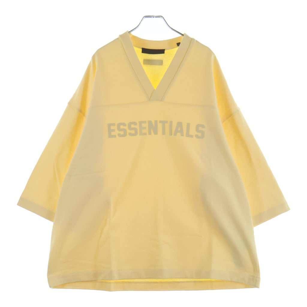FEAR OF GOD ESSENTIALS(フィアオブゴッド エッセンシャルズ) V NECK JERSEY ラバーロゴ Vネック ヘビーオンス半袖Tシャツ イエロー