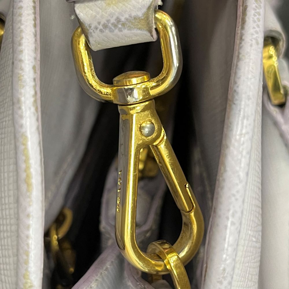 PRADA(プラダ) Saffiano Lux Shoulder Bag サフィアーノ レザー ショルダーバッグ ハンドバッグ 1BA837 レディース