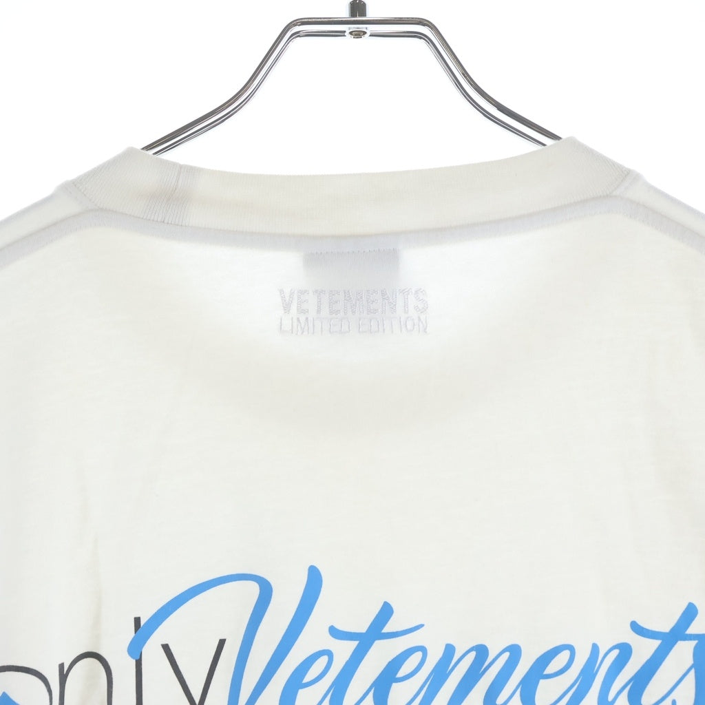 VETEMENTS(ヴェトモン) Only T-Shirt ロゴプリントクルーネック半袖Tシャツカットソー ホワイト UA63TR161W
