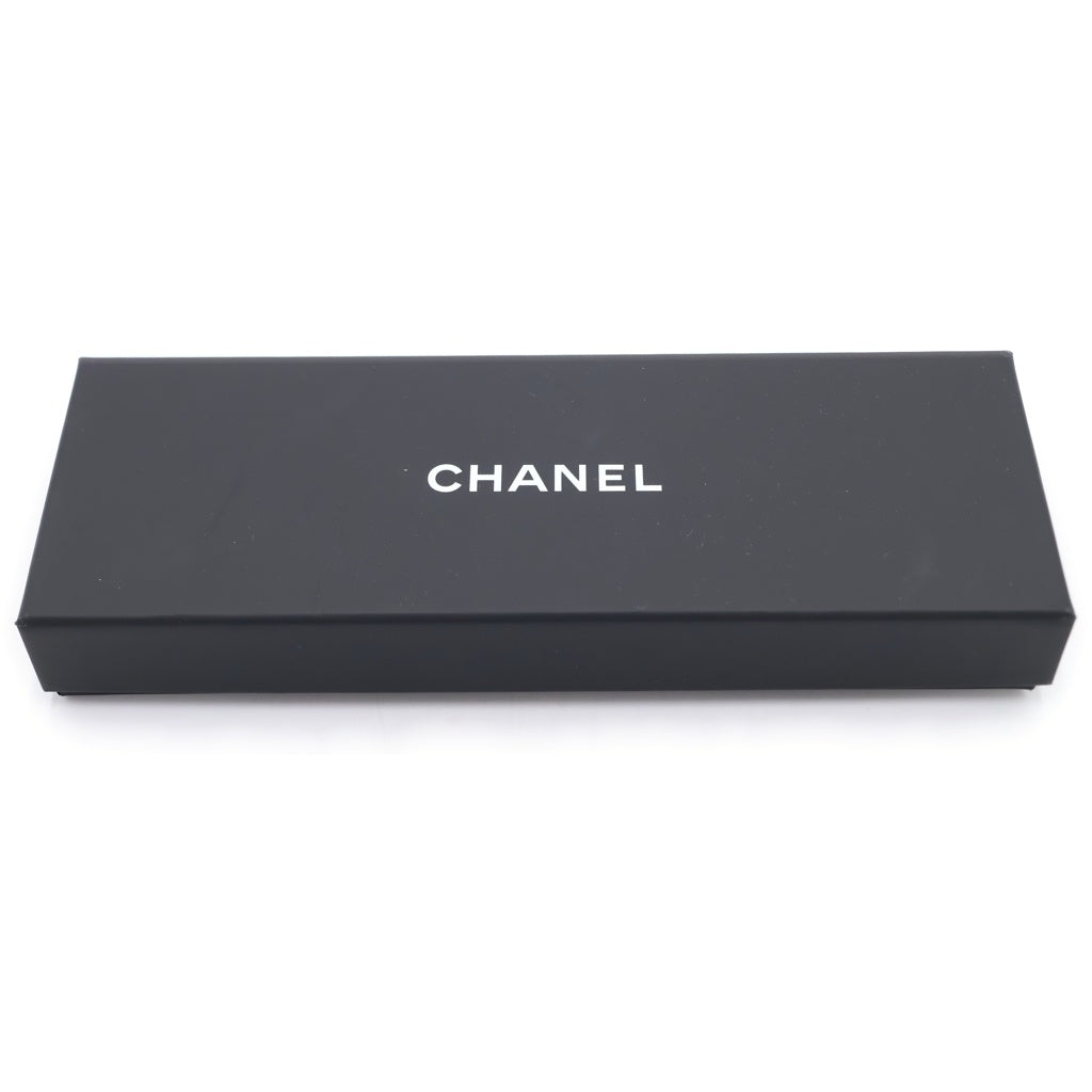 CHANEL(シャネル) COCO 19 LONG TWILLY SCARF ココマーク ロングツイリー シルクスカーフ ホワイト/ピンク レディース