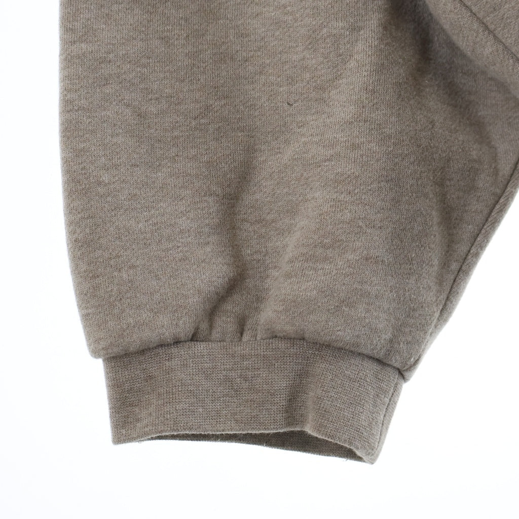 FEAR OF GOD ESSENTIALS(フィアオブゴッド エッセンシャルズ) HOODIE ラバーロゴ プルオーバースウェットパーカー フーディー ベージュ