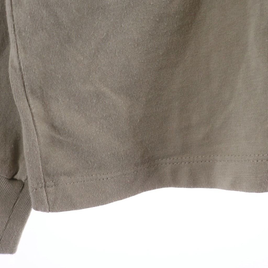 FEAR OF GOD ESSENTIALS(フィアオブゴッド エッセンシャルズ) L/S T-SHIRT フェルトロゴ 長袖Tシャツ ロンT カーキ