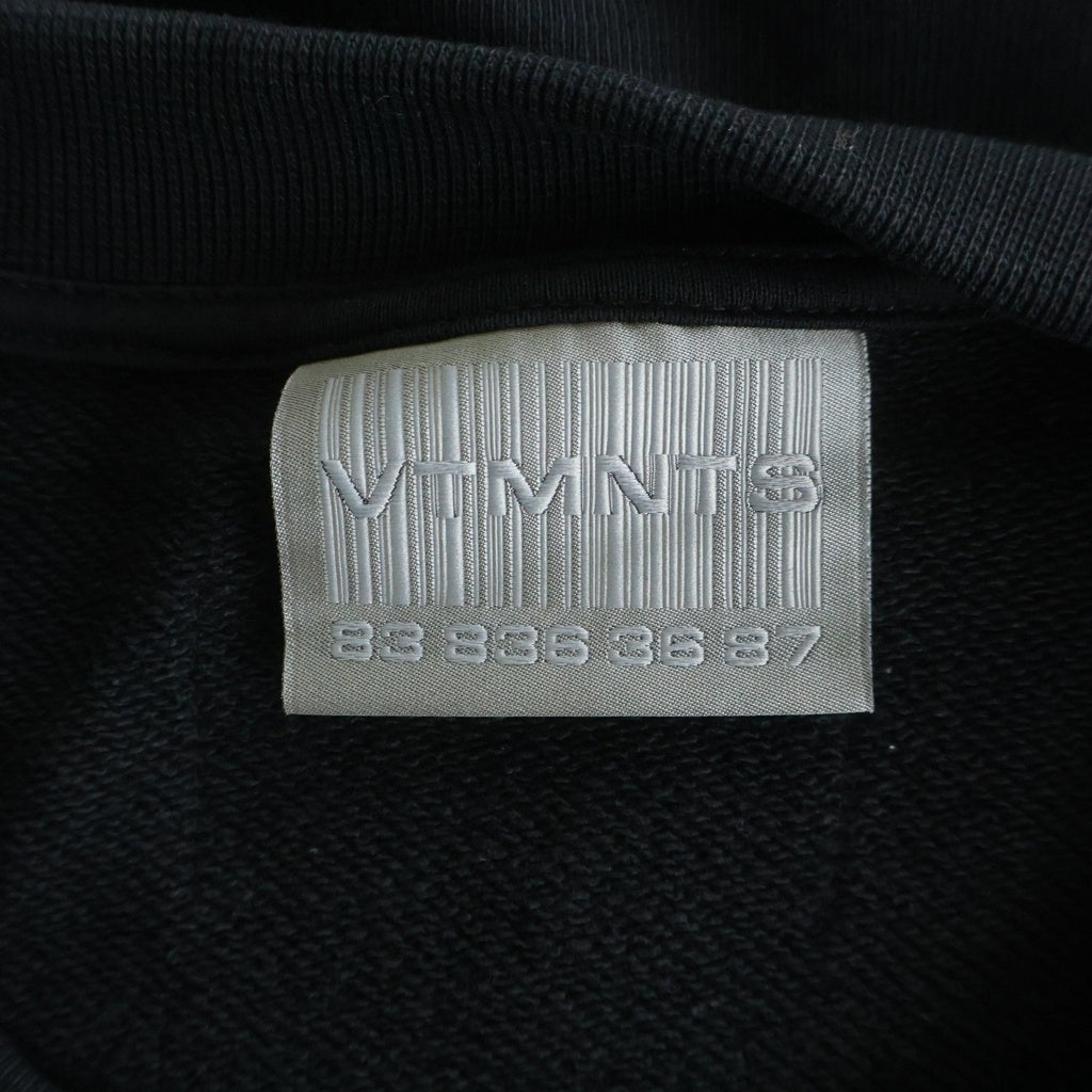 VTMNTS(ブイティーエムエヌティーエス) College Sweatshirt カレッジロゴ クルーネックスウェットトレーナー ブラック VL12TR160B