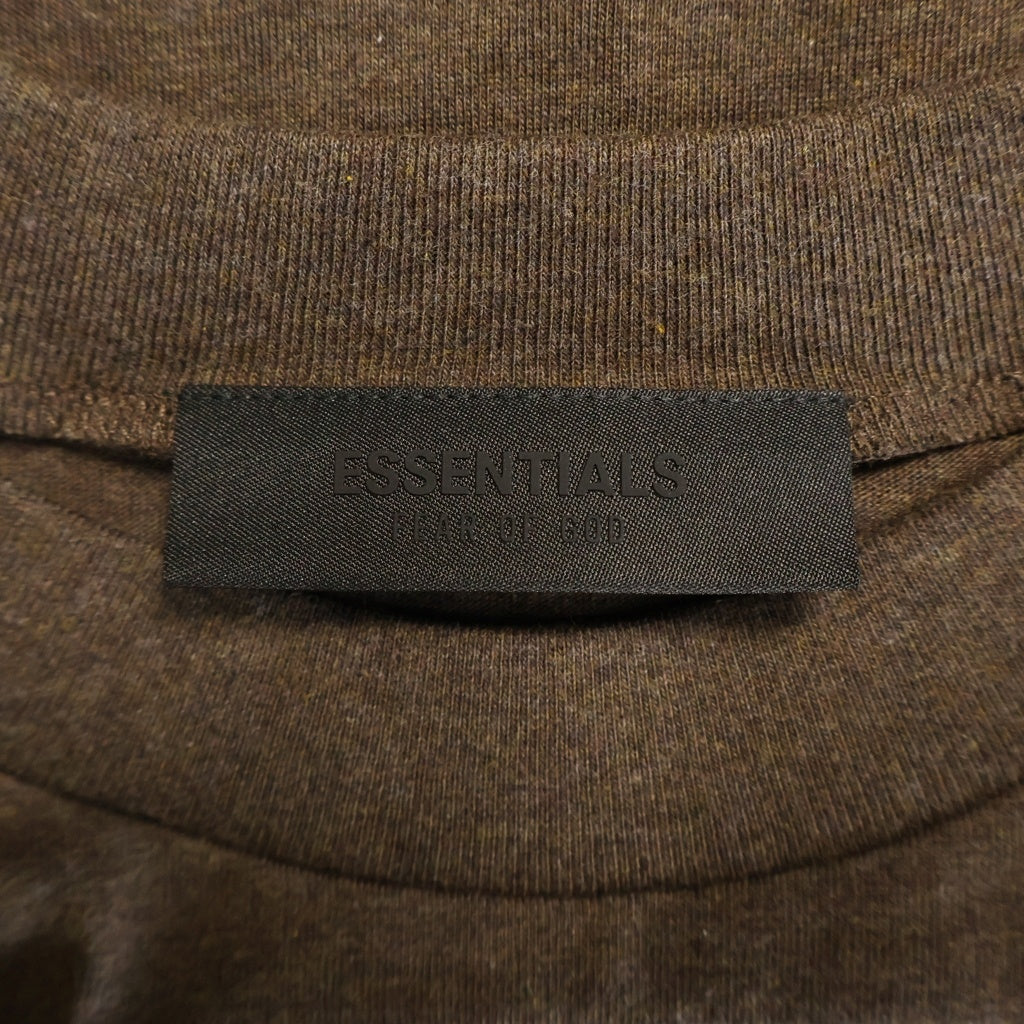 FEAR OF GOD ESSENTIALS(フィアオブゴッド エッセンシャルズ) L/S T-SHIRT ラバーロゴ 長袖Tシャツ ロンT ブラウン