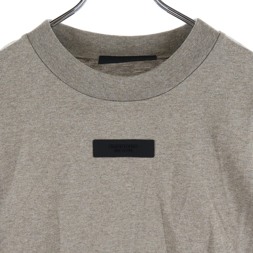 FEAR OF GOD ESSENTIALS(フィアオブゴッド エッセンシャルズ) L/S T-SHIRT ラバーロゴ 長袖Tシャツ ロンT グレー