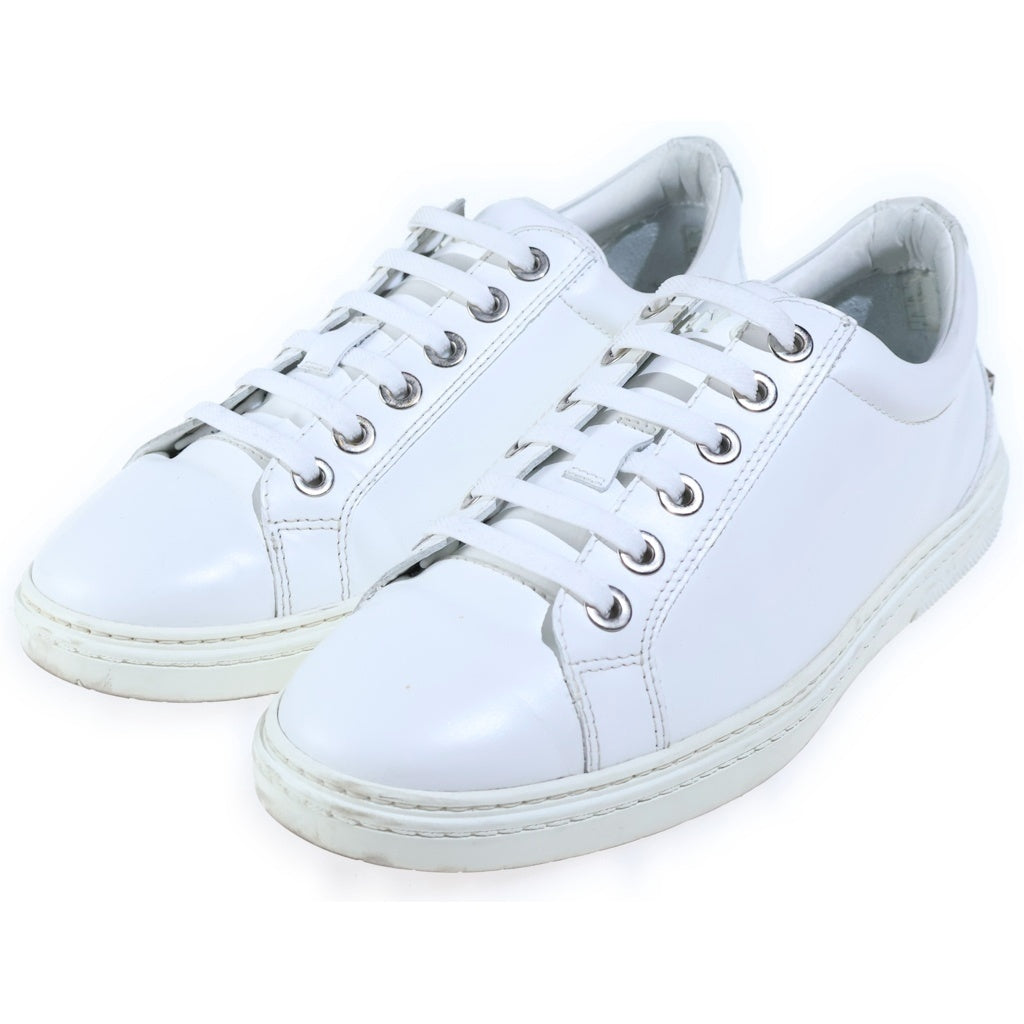 JIMMY CHOO(ジミーチュウ) CASH STAR STUDS SOFT LEATHER LOW CUT SNEAKER キャッシュ 星型スタッズ ソフトレザースニーカー ホワイト