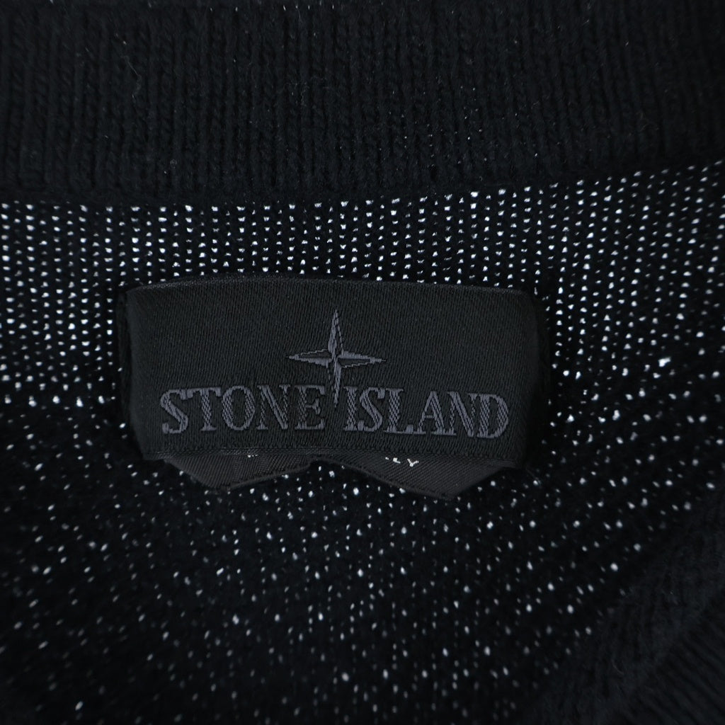 STONE ISLAND(ストーンアイランド) GHOST PIECE Sweatshirt ロゴワッペン クルーネックニットセーター ブラック 7915562FA