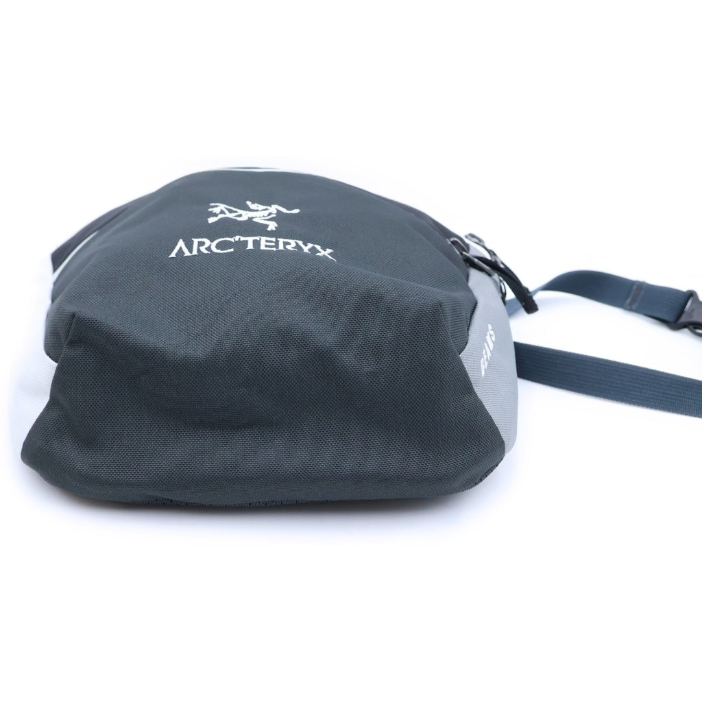 ARC'TERYX(アークテリクス) BEAMS Wabi-Sabi Mantis Waistpack ビームス 侘び寂び(ワビサビ) マンティス 2 ウエストパック ショルダーバッグ ブラック X000007102