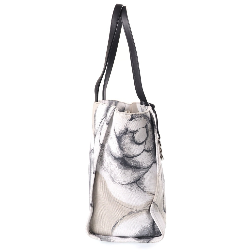 CHANEL(シャネル) カメリア ココマーク トートバッグ ホワイト A91422